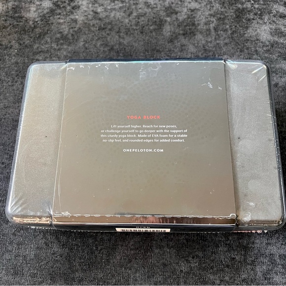 NWT Peloton Yoga Block - Picture 3 of 9